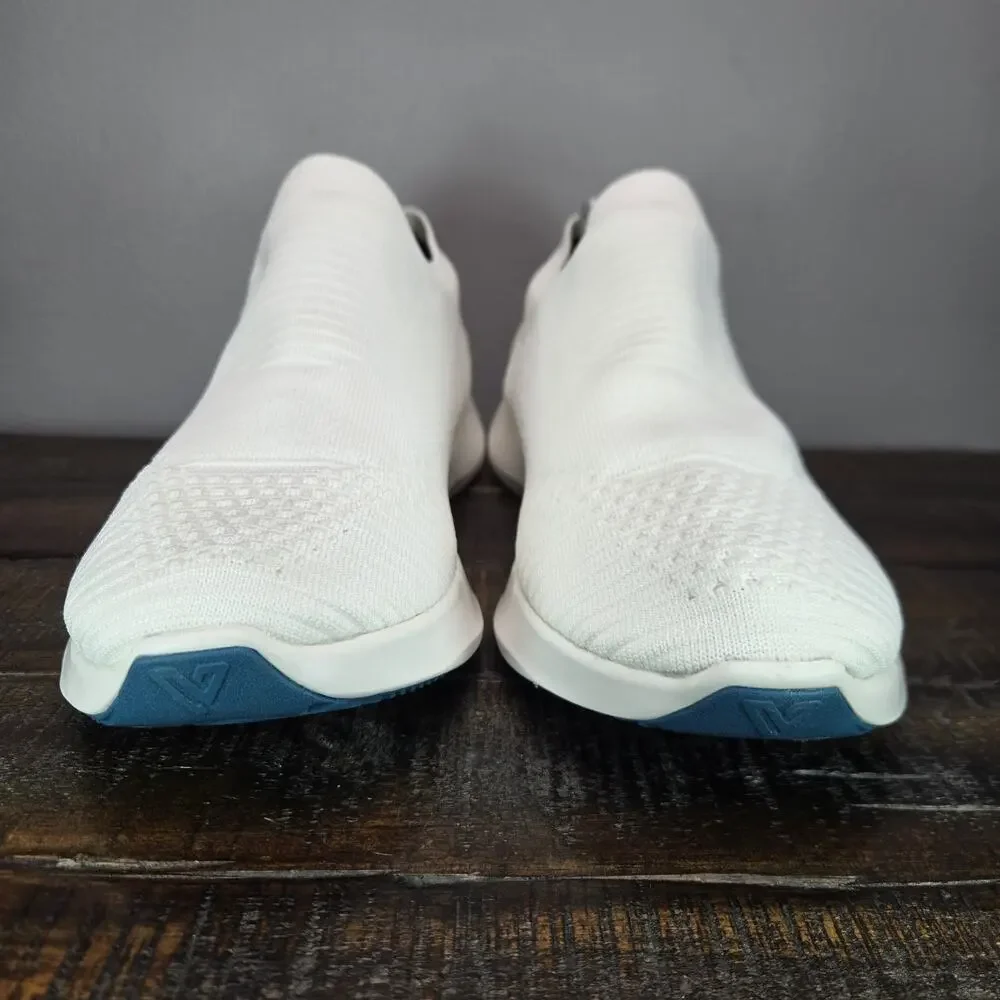 NEW Vessi Everyday Move Sneaker Womens Size 6 Waterproof Shoes Polar White